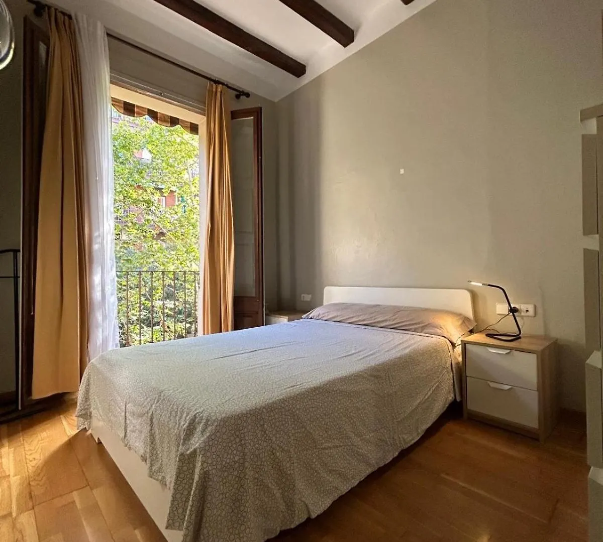 Apartmán Piso Rustico Centrico Barcelona